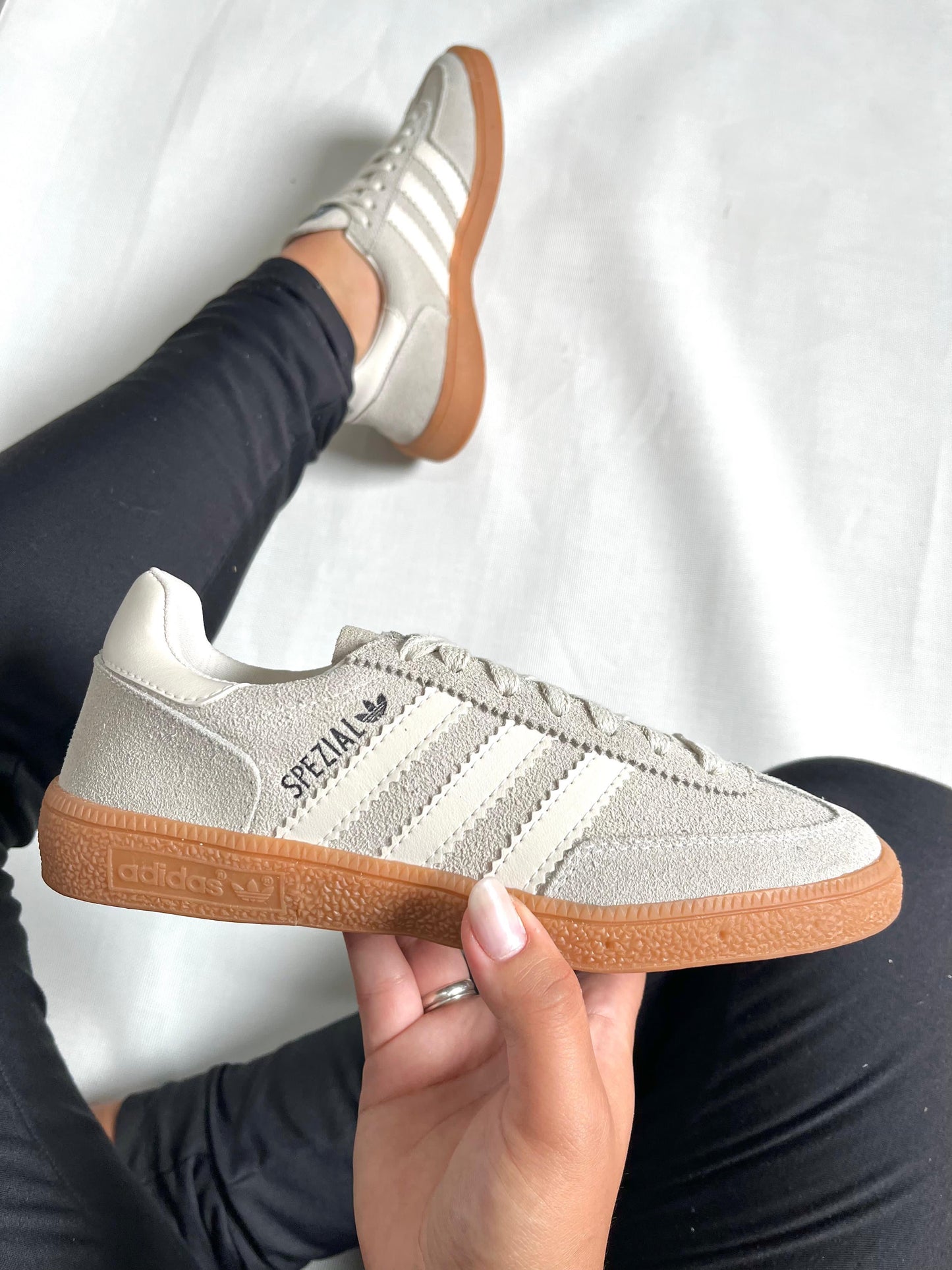 ADIDAS SPEZIAL [VARIAS CORES]
