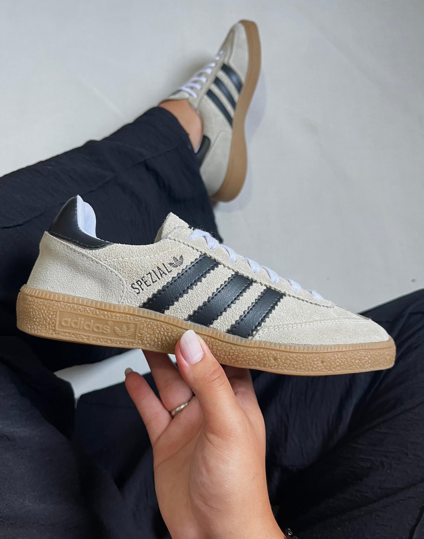 ADIDAS SPEZIAL [VARIAS CORES]